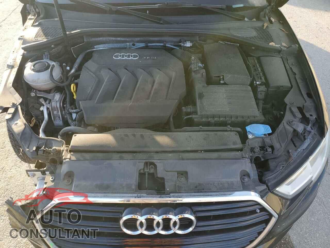 AUDI A3 2018 - WAUAUGFF0J1037877