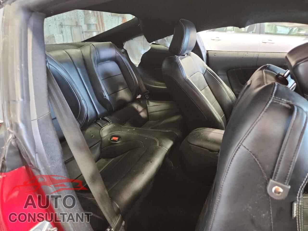 FORD MUSTANG 2021 - 1FA6P8CFXM5108421