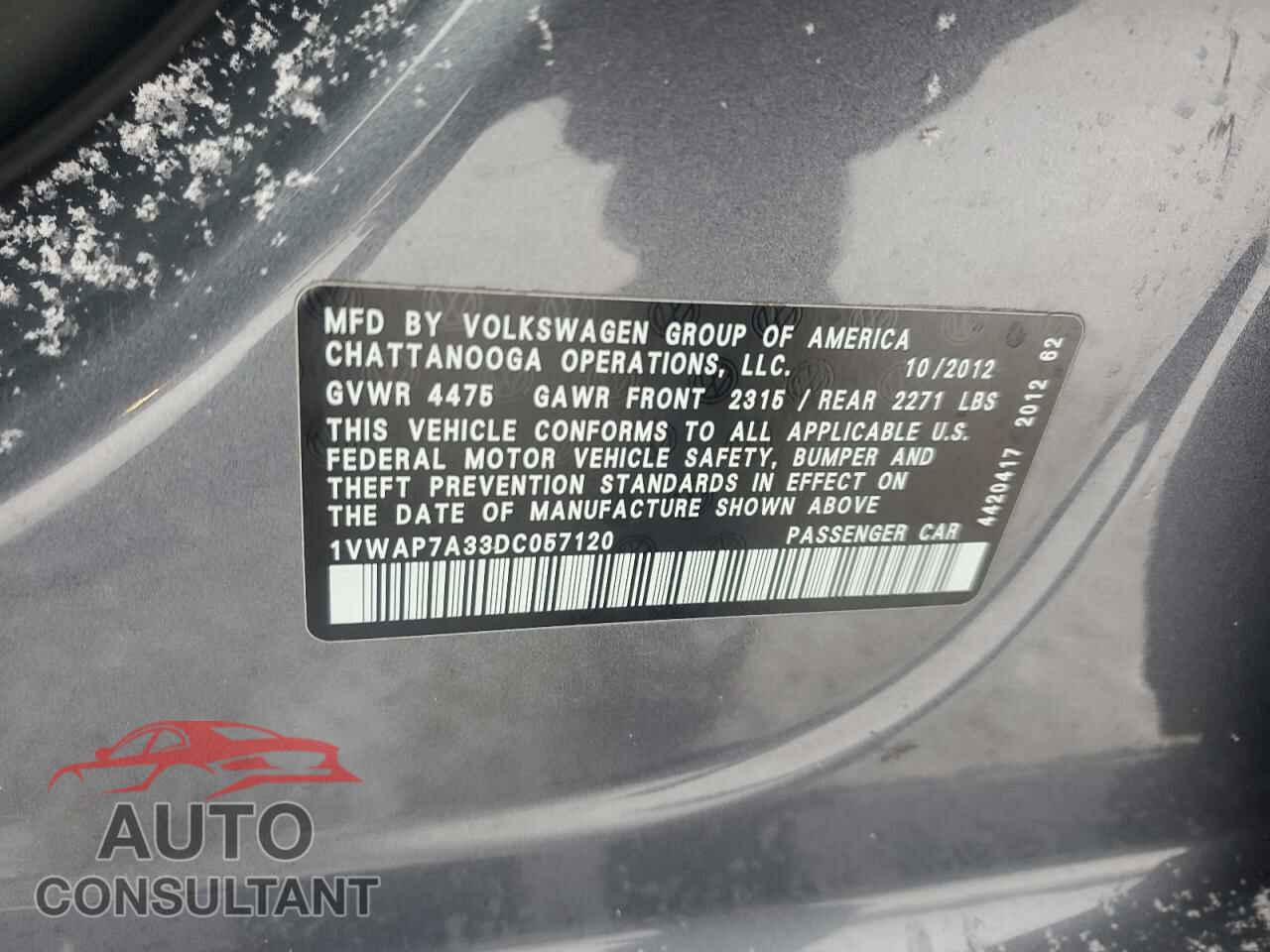 VOLKSWAGEN PASSAT 2013 - 1VWAP7A33DC057120