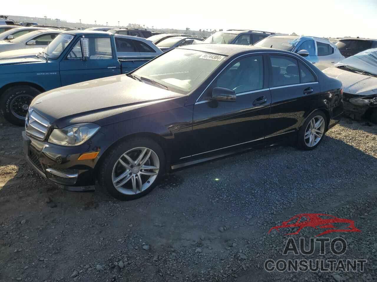 MERCEDES-BENZ C-CLASS 2013 - WDDGF4HB2DA829488