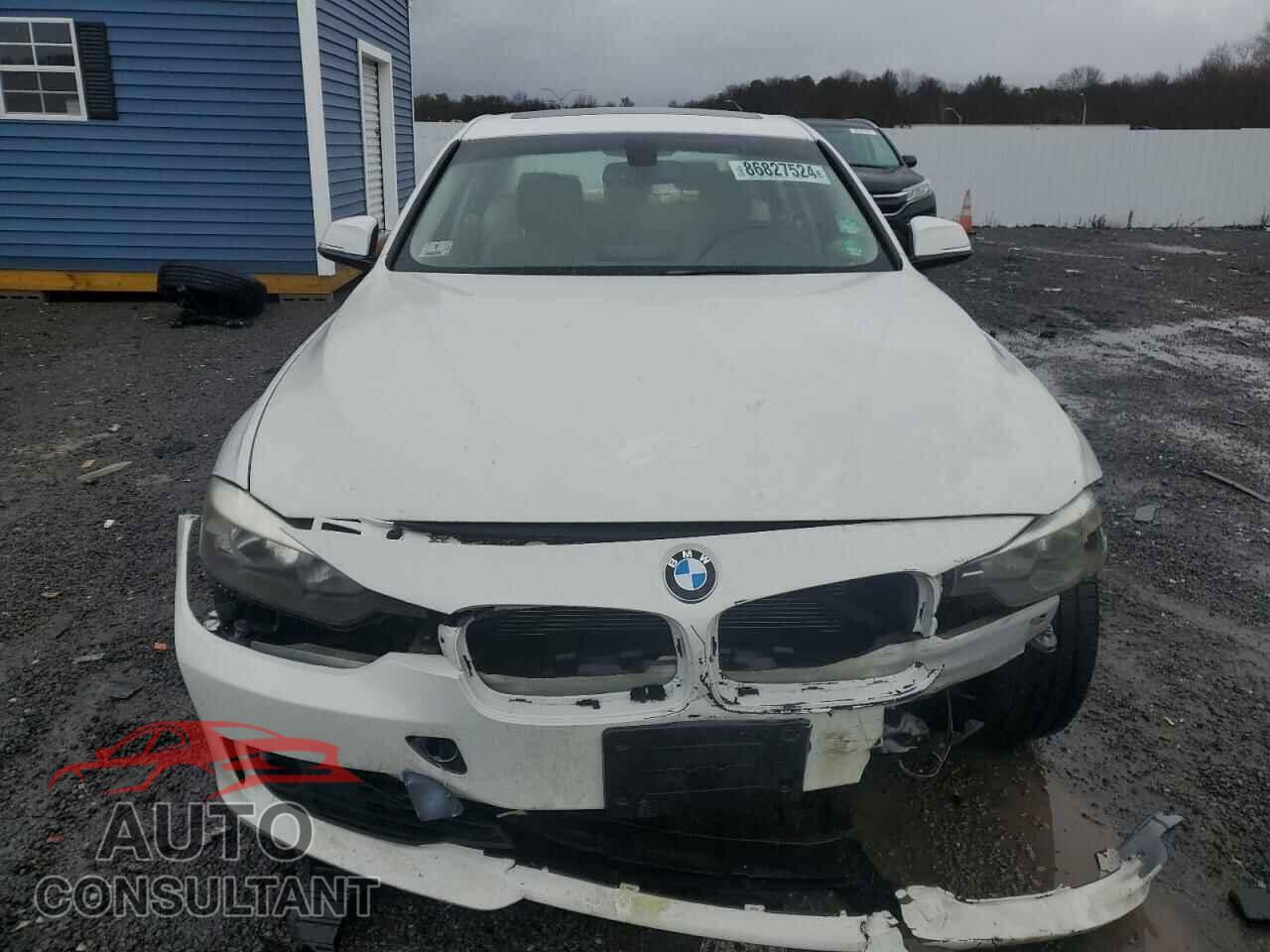 BMW 3 SERIES 2013 - WBA3B5C58DF595000