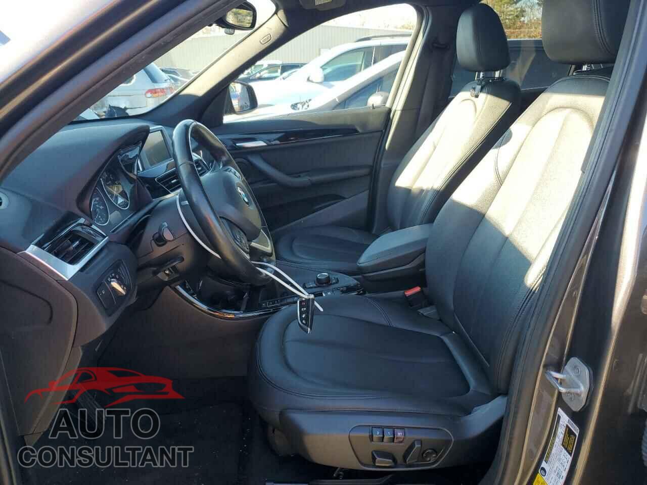 BMW X1 2016 - WBXHT3Z33G4A51140