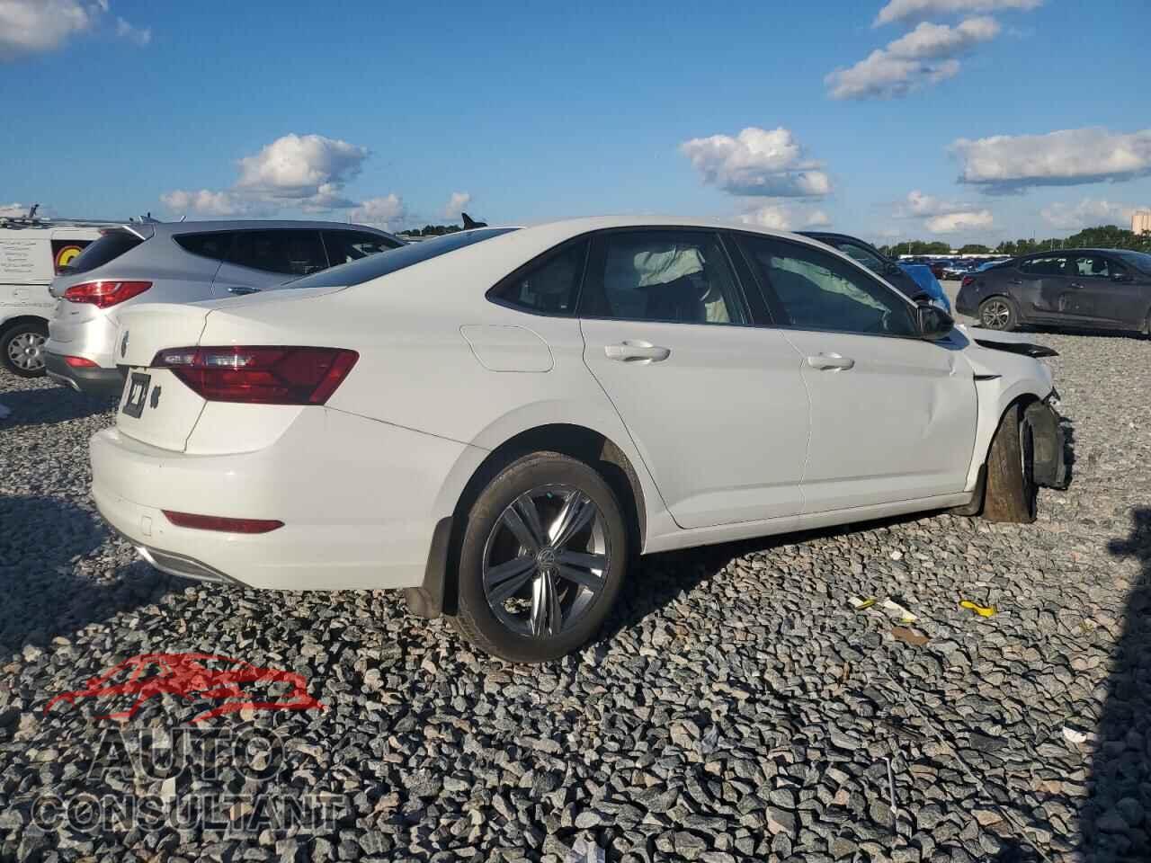 VOLKSWAGEN JETTA 2020 - 3VWCB7BU3LM046016