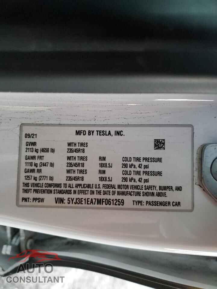 TESLA MODEL 3 2021 - 5YJ3E1EA7MF061259