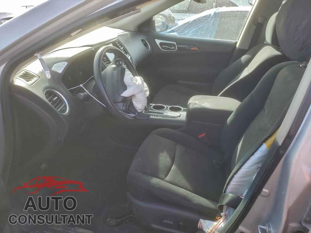 NISSAN PATHFINDER 2015 - 5N1AR2MN3FC649810