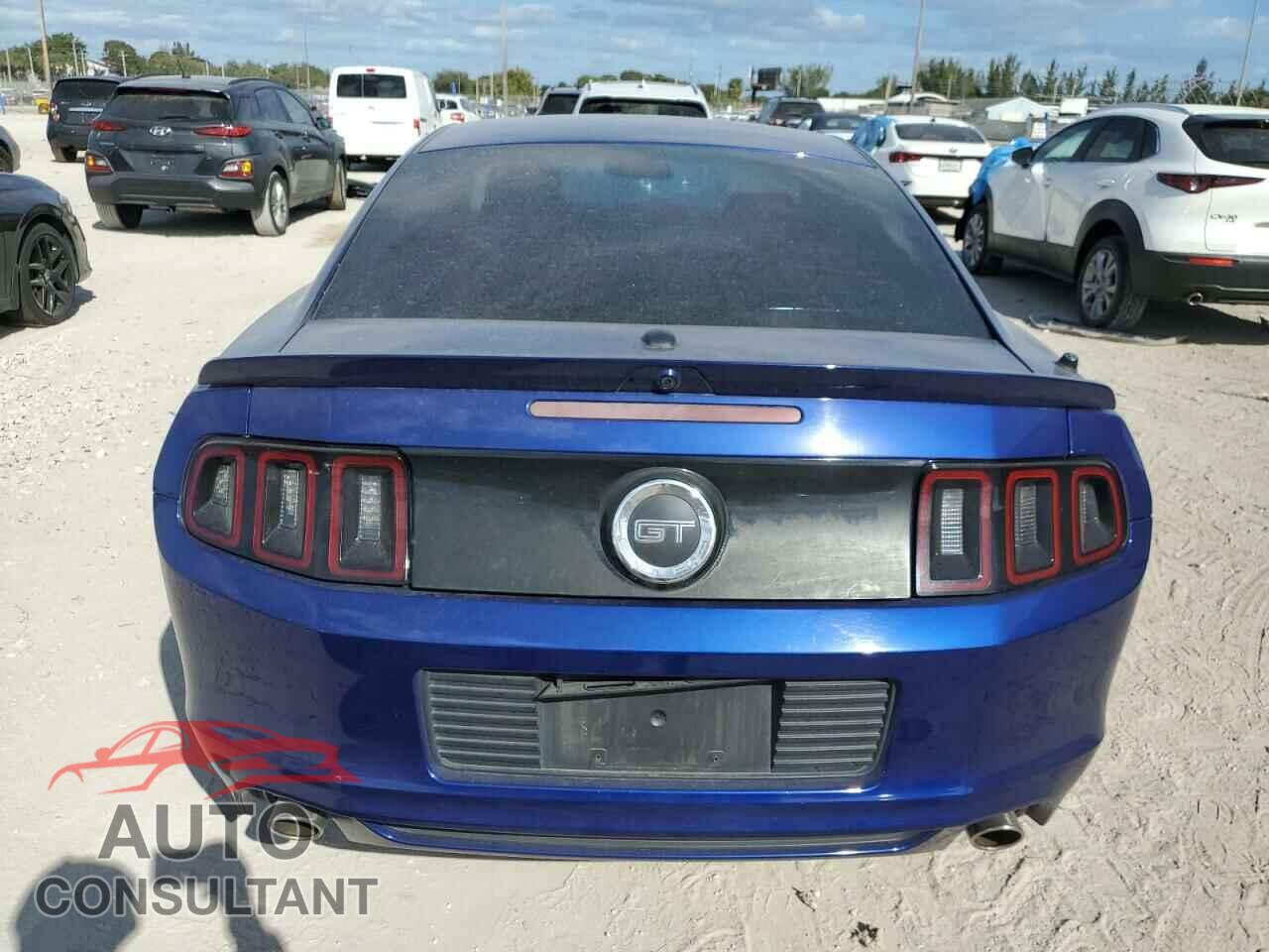 FORD MUSTANG 2013 - 1ZVBP8CF9D5256386