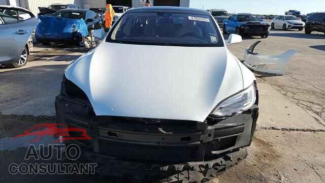 TESLA MODEL S 2016 - 5YJSA1E10GF156032