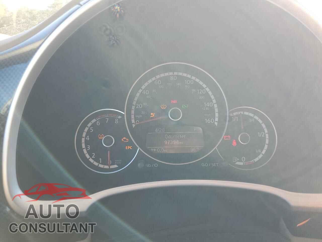 VOLKSWAGEN BEETLE 2014 - 3VW7S7AT7EM818577