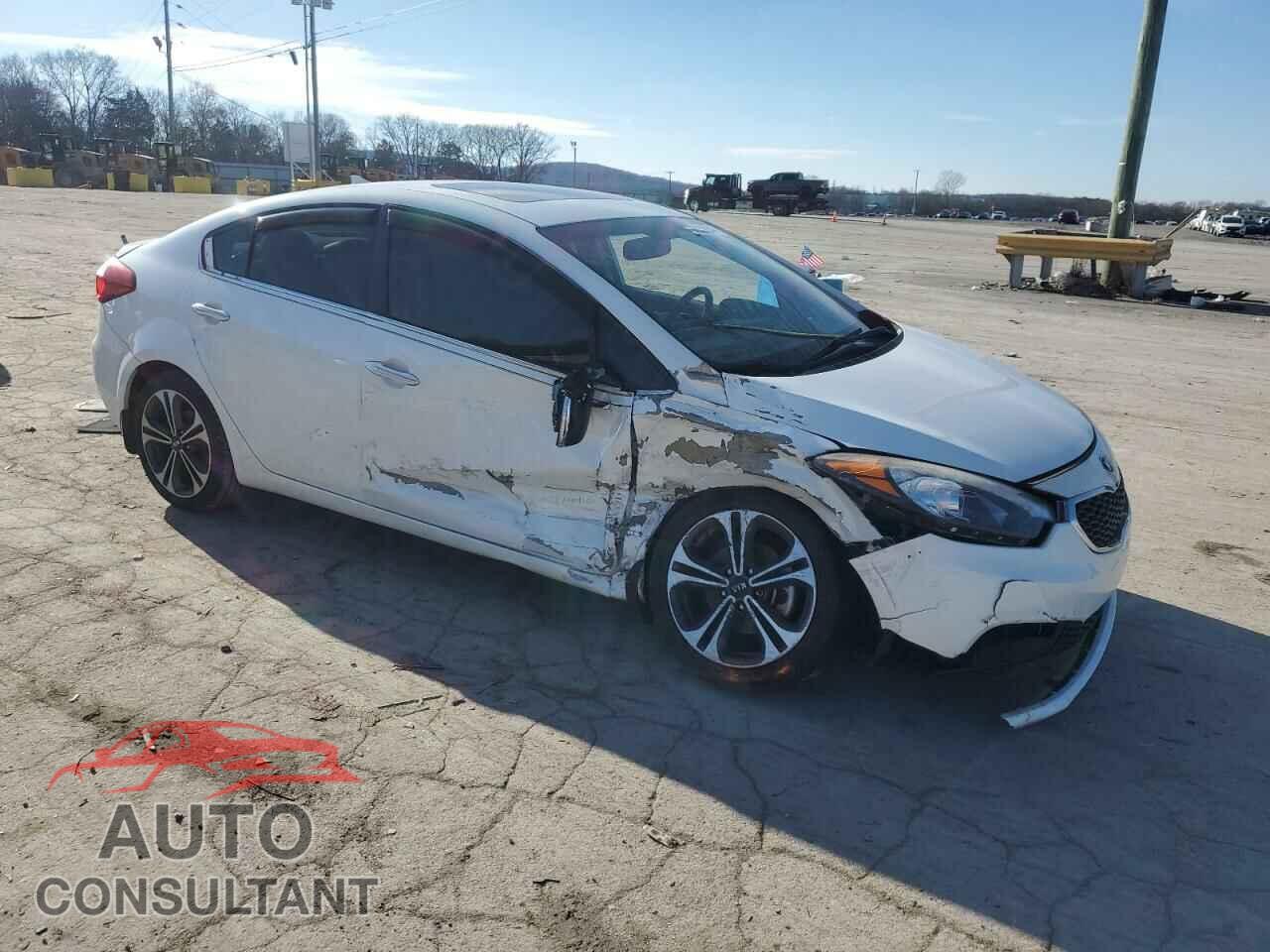 KIA FORTE 2015 - KNAFZ4A80F5309049