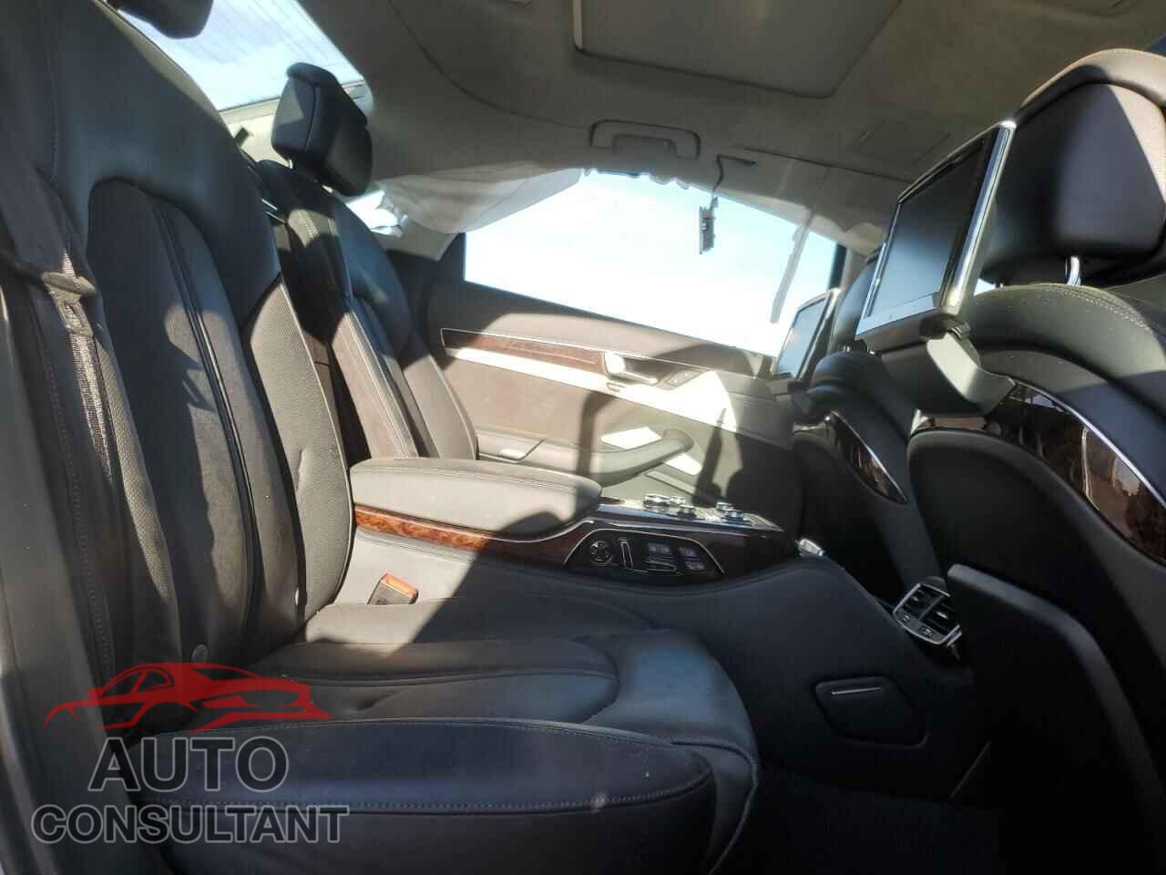 AUDI A8 2011 - WAUTVAFD2BN020350