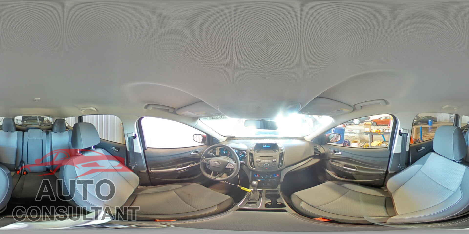 FORD ESCAPE 2017 - 1FMCU9G91HUD15206