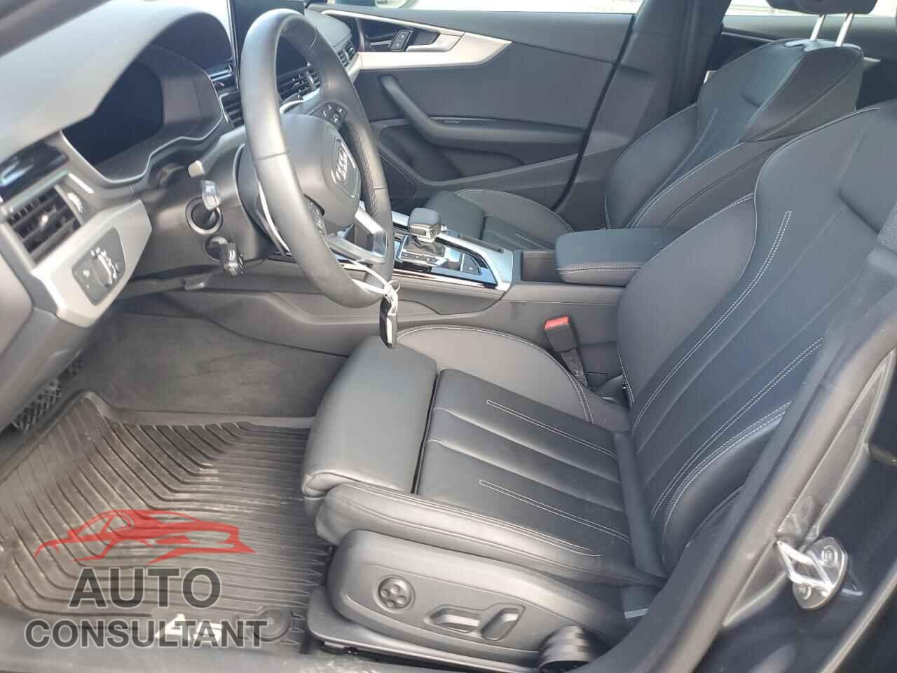 AUDI A5 2024 - WAUDACF52RA108613