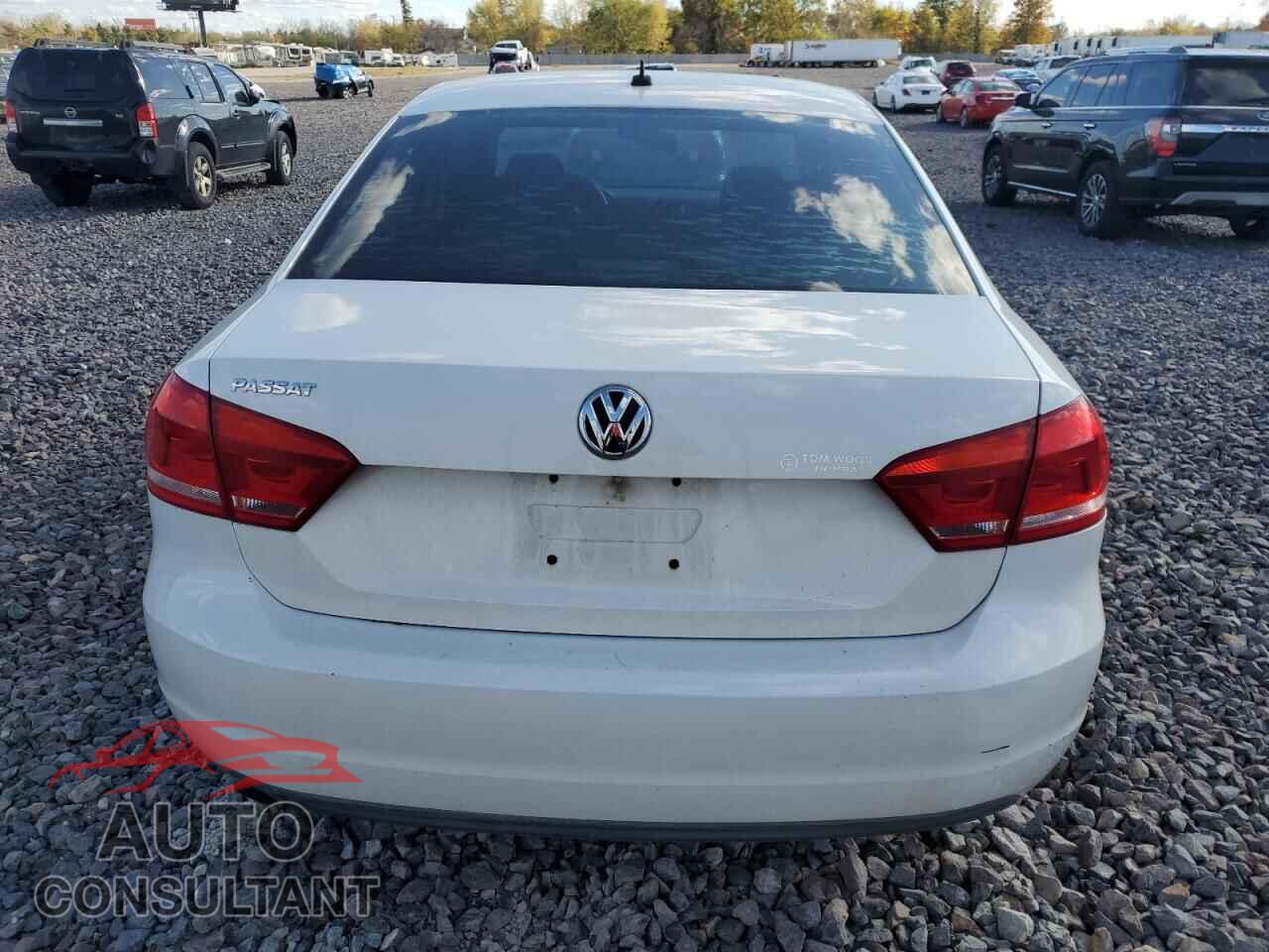 VOLKSWAGEN PASSAT 2014 - 1VWAP7A34EC001916