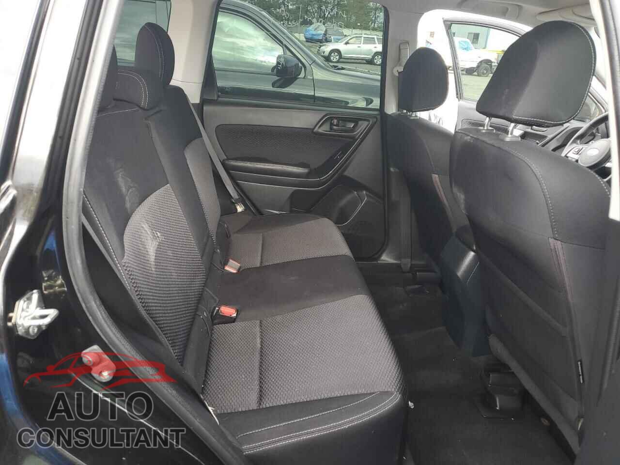 SUBARU FORESTER 2018 - JF2SJAEC4JH571719