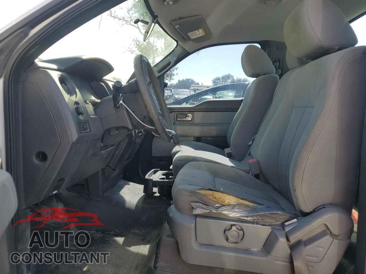 FORD F150 2013 - 1FTNF1CF8DKD92049