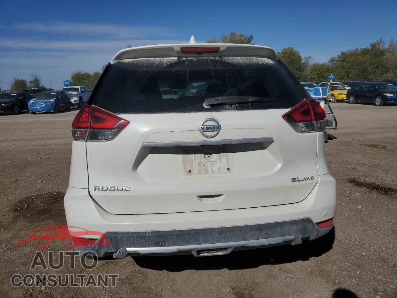 NISSAN ROGUE 2019 - 5N1AT2MVXKC757014