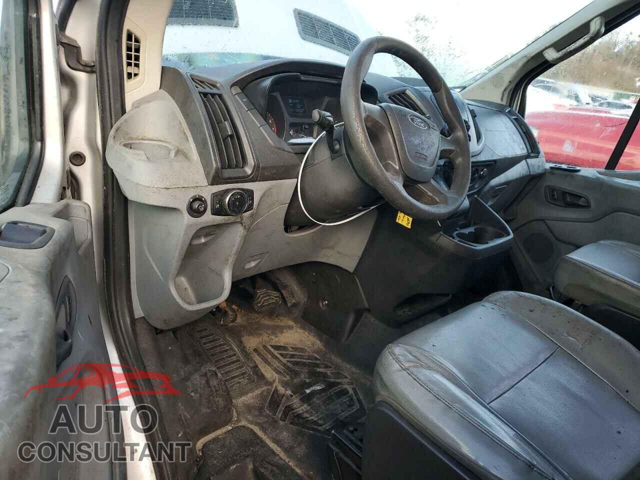 FORD TRANSIT 2015 - 1FTNR2CG3FKA61677