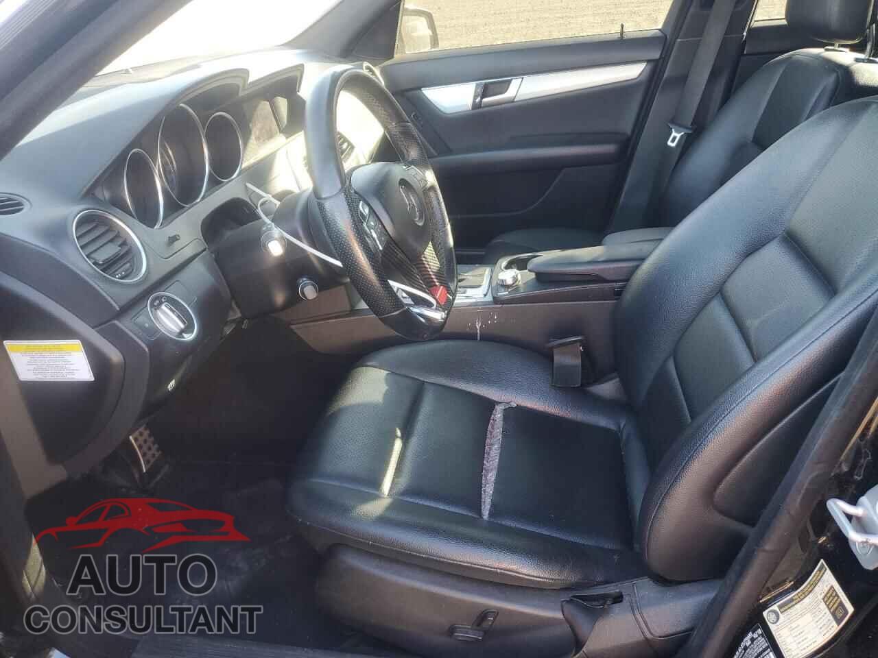 MERCEDES-BENZ C-CLASS 2013 - WDDGF8ABXDA797181