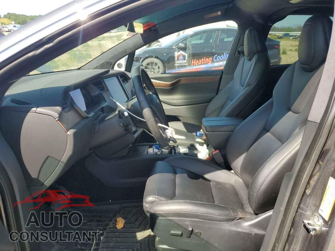 TESLA MODEL X 2020 - 5YJXCDE22LF250062