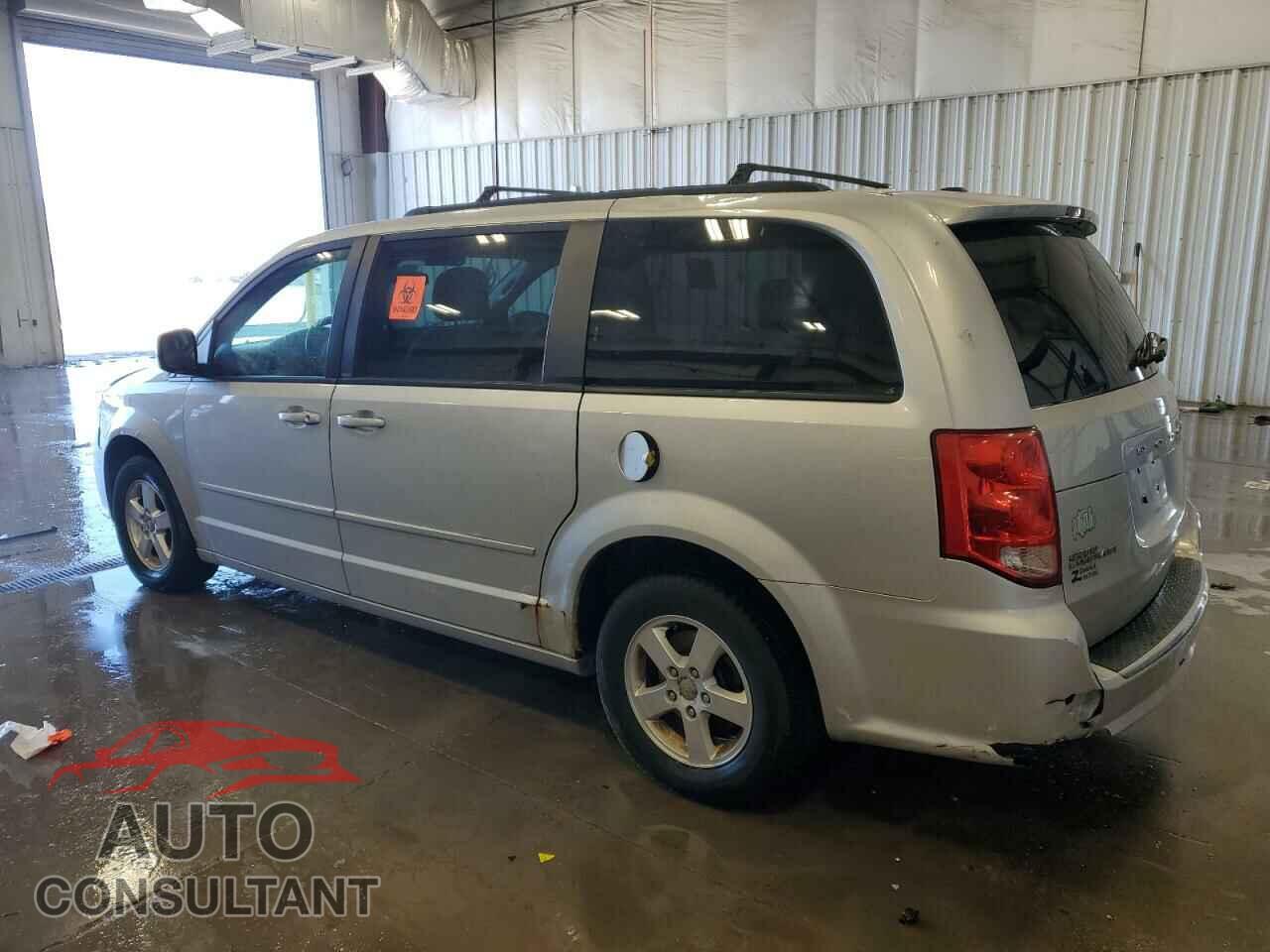 DODGE CARAVAN 2011 - 2D4RN3DG8BR682607