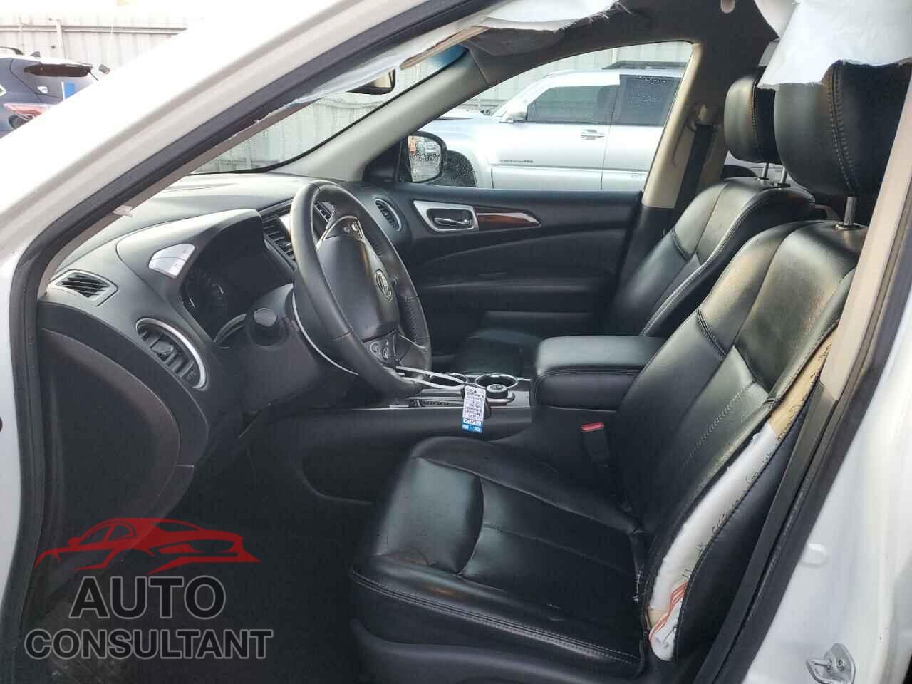 NISSAN PATHFINDER 2015 - 5N1AR2MM1FC715505