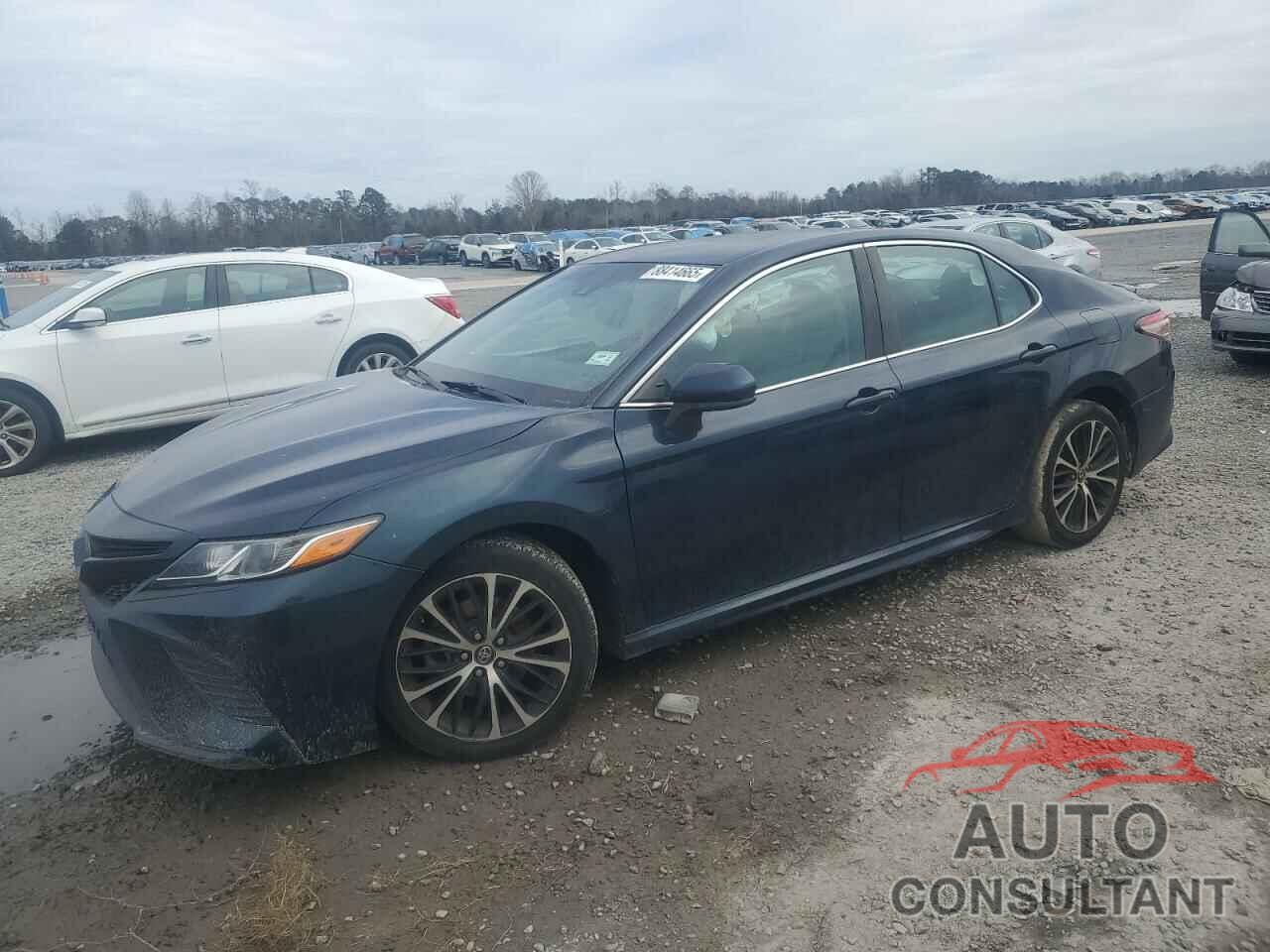 TOYOTA CAMRY 2018 - 4T1B11HK1JU554655