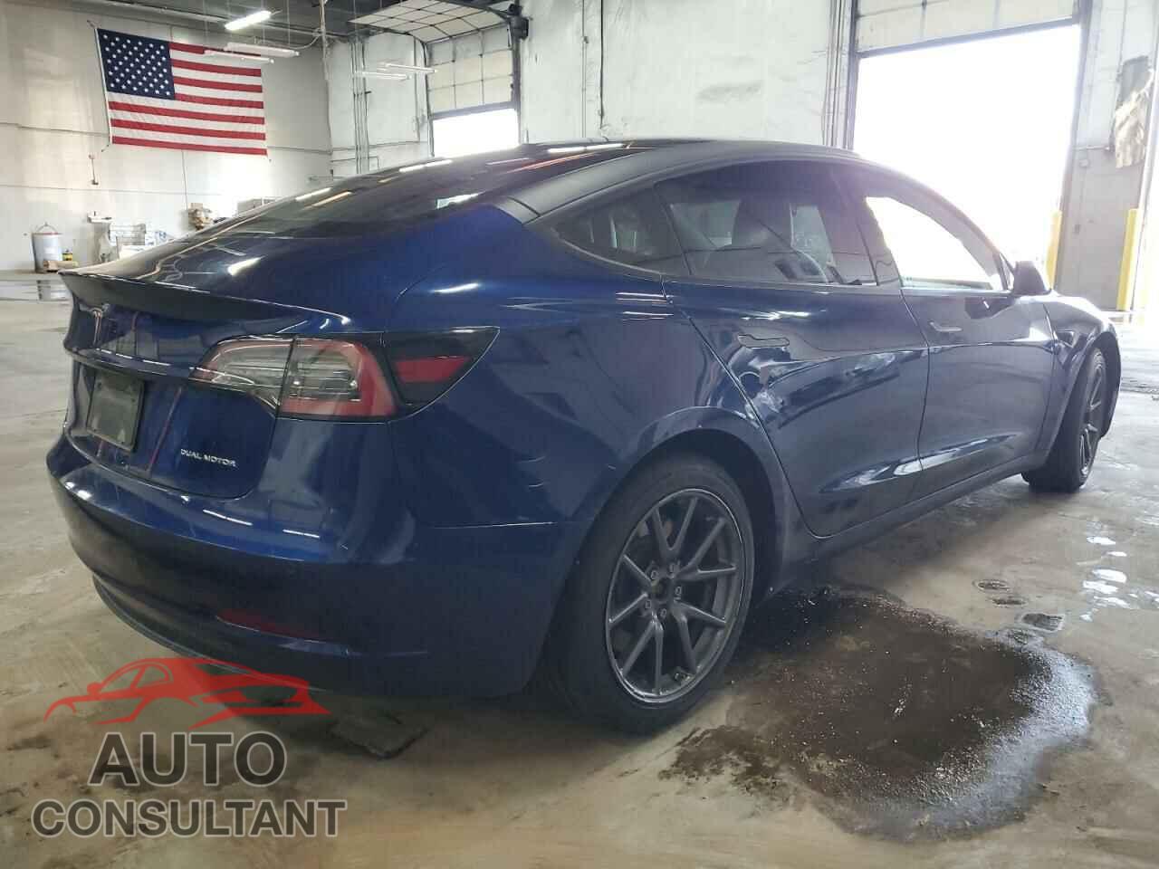 TESLA MODEL 3 2019 - 5YJ3E1EB3KF365551