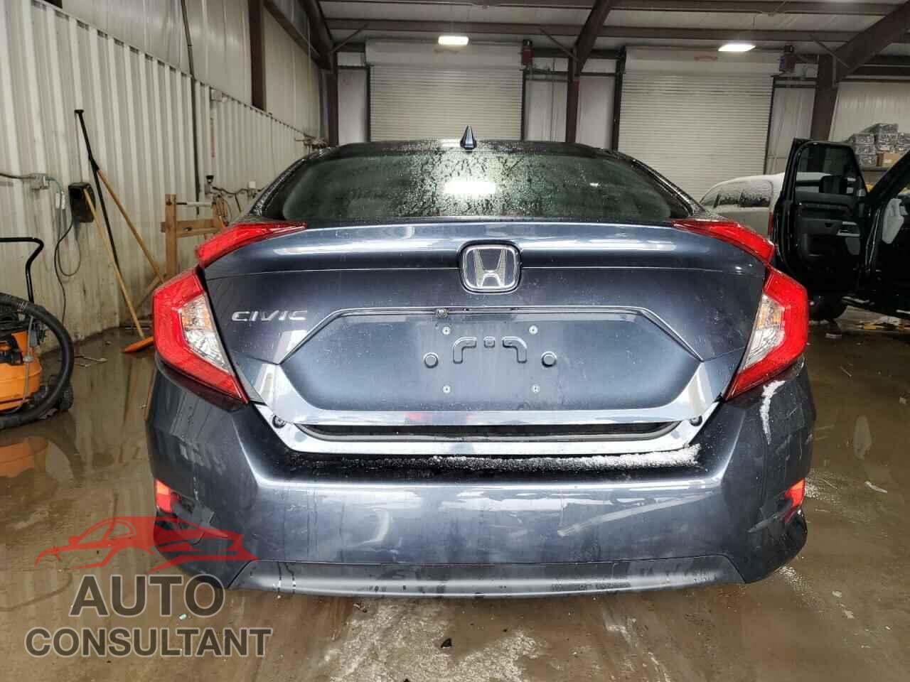 HONDA CIVIC 2017 - 19XFC2F71HE213883