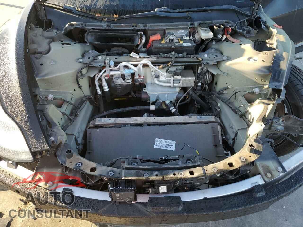 TESLA MODEL 3 2018 - 5YJ3E1EA0JF157312