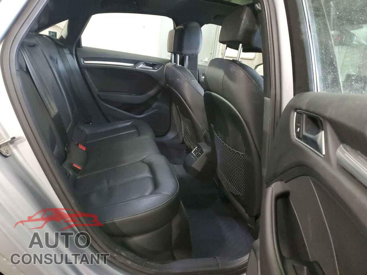 AUDI A3 2019 - WAUJEGFF9KA082122