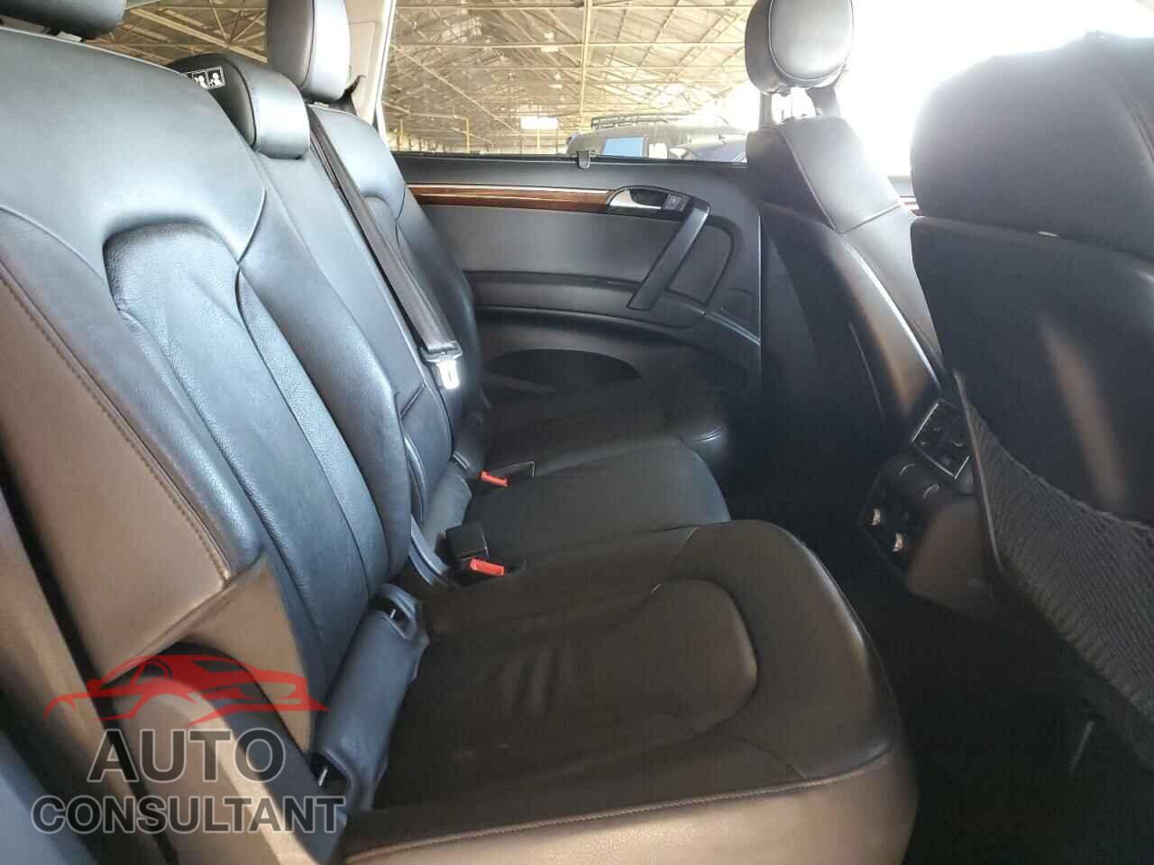AUDI Q7 2013 - WA1LMAFE8DD003067