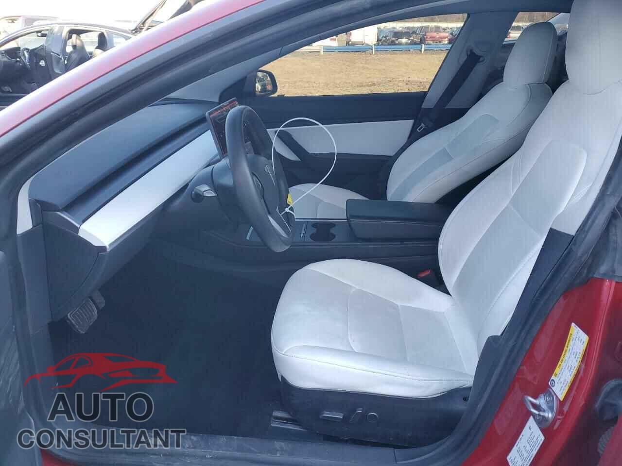 TESLA MODEL 3 2021 - 5YJ3E1EB3MF856141