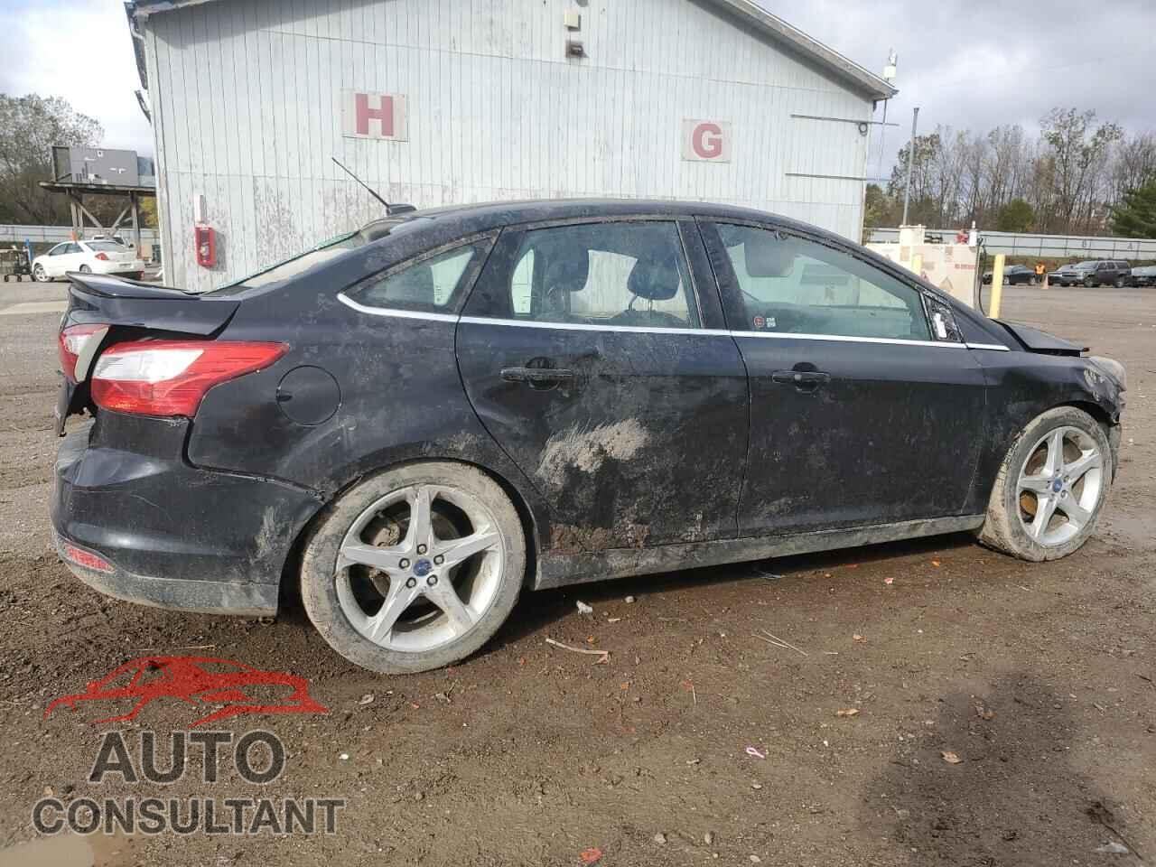 FORD FOCUS 2012 - 1FAHP3J2XCL335033