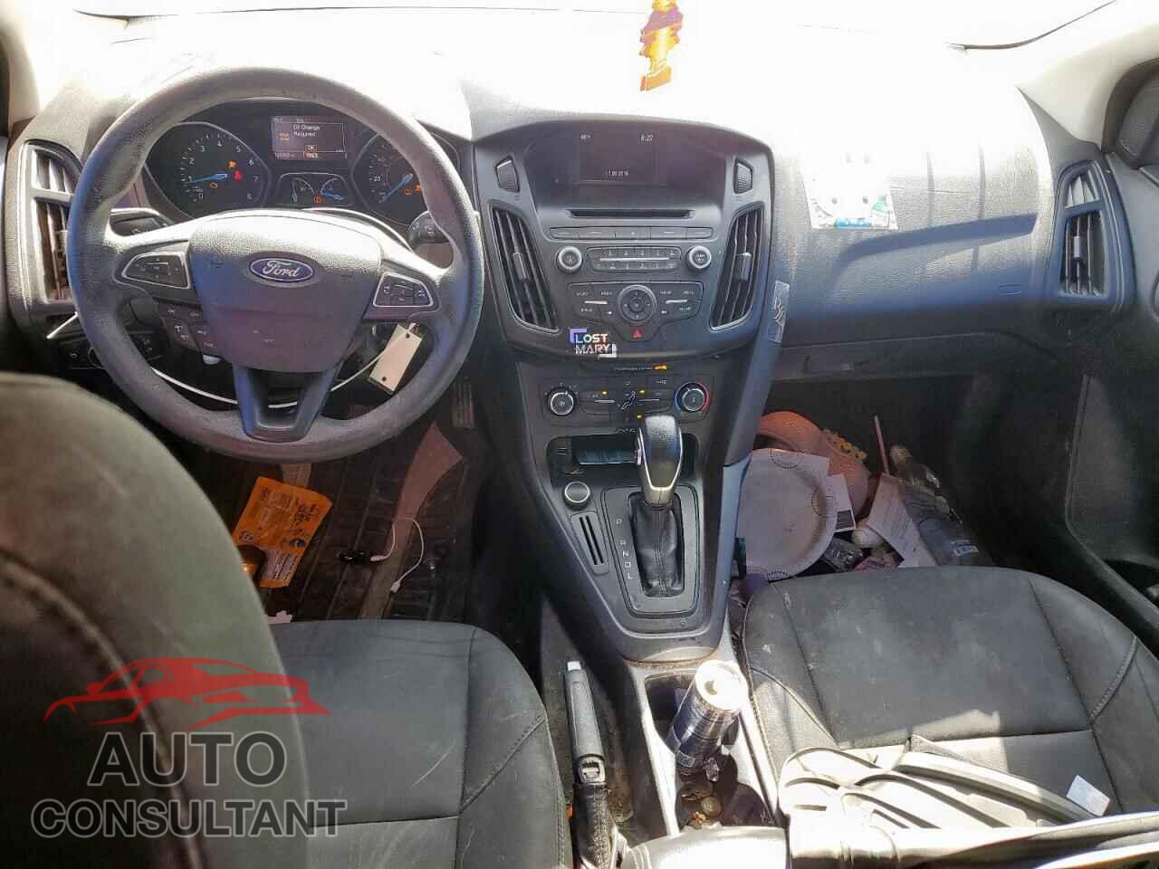 FORD FOCUS 2017 - 1FADP3F25HL214117