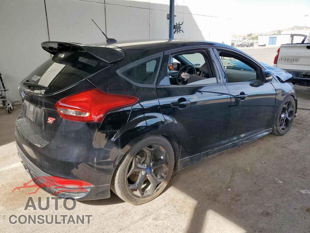FORD FOCUS 2016 - 1FADP3L97GL253145
