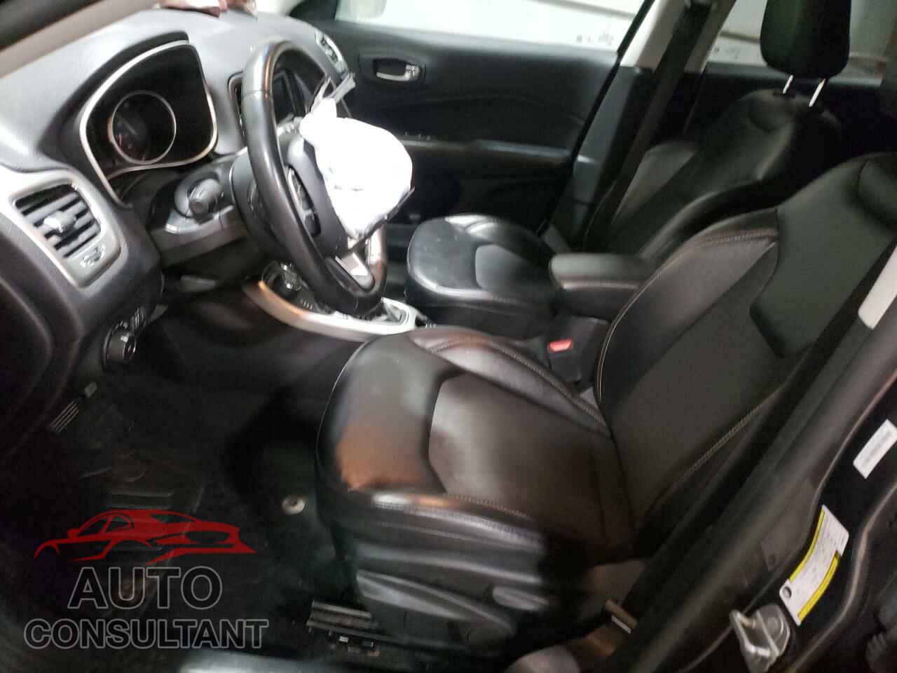 JEEP COMPASS 2018 - 3C4NJDBB6JT493776