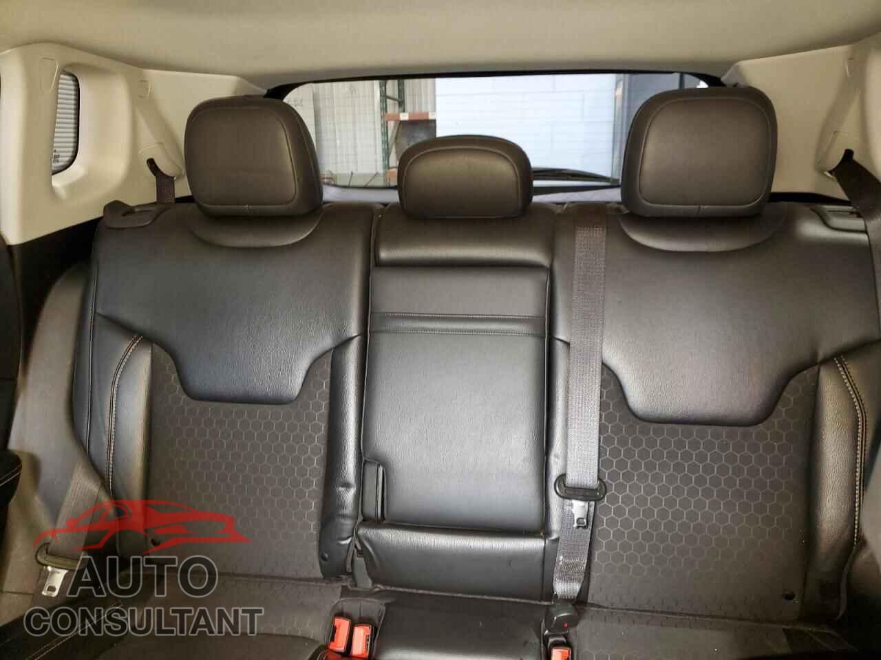 JEEP COMPASS 2019 - 3C4NJDBB3KT742424