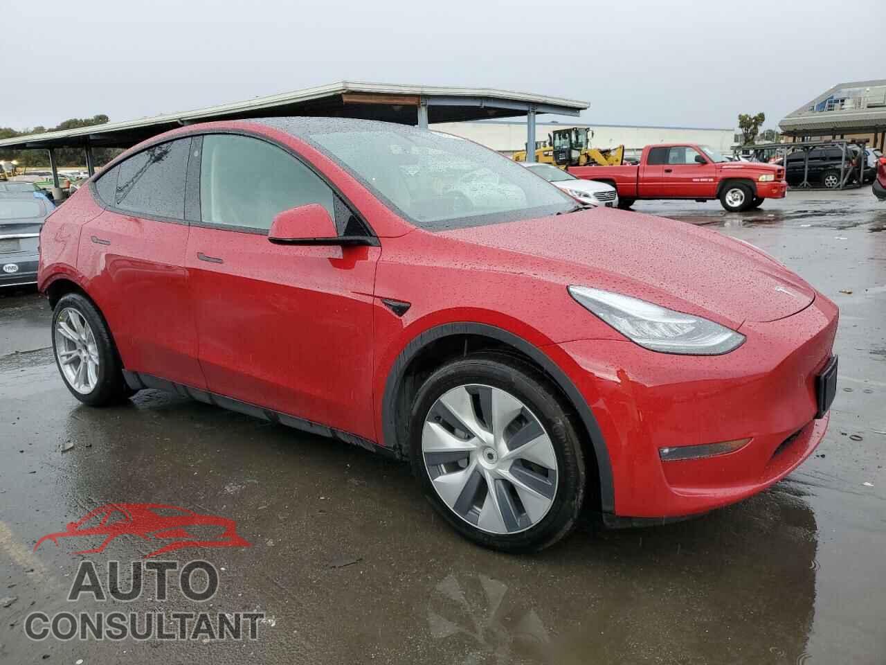TESLA MODEL Y 2021 - 5YJYGDED6MF116571