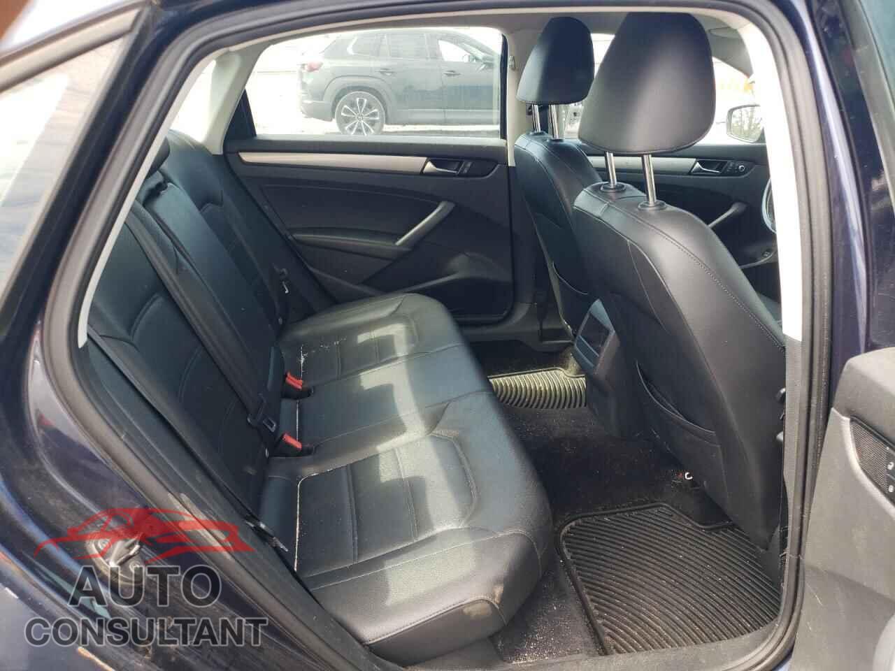 VOLKSWAGEN PASSAT 2014 - 1VWAT7A37EC086231