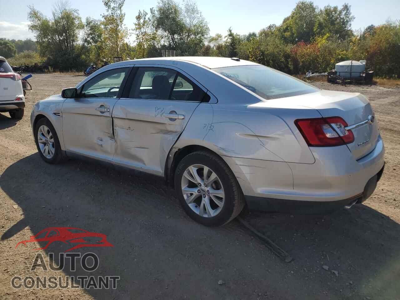 FORD TAURUS 2011 - 1FAHP2EW3BG136954