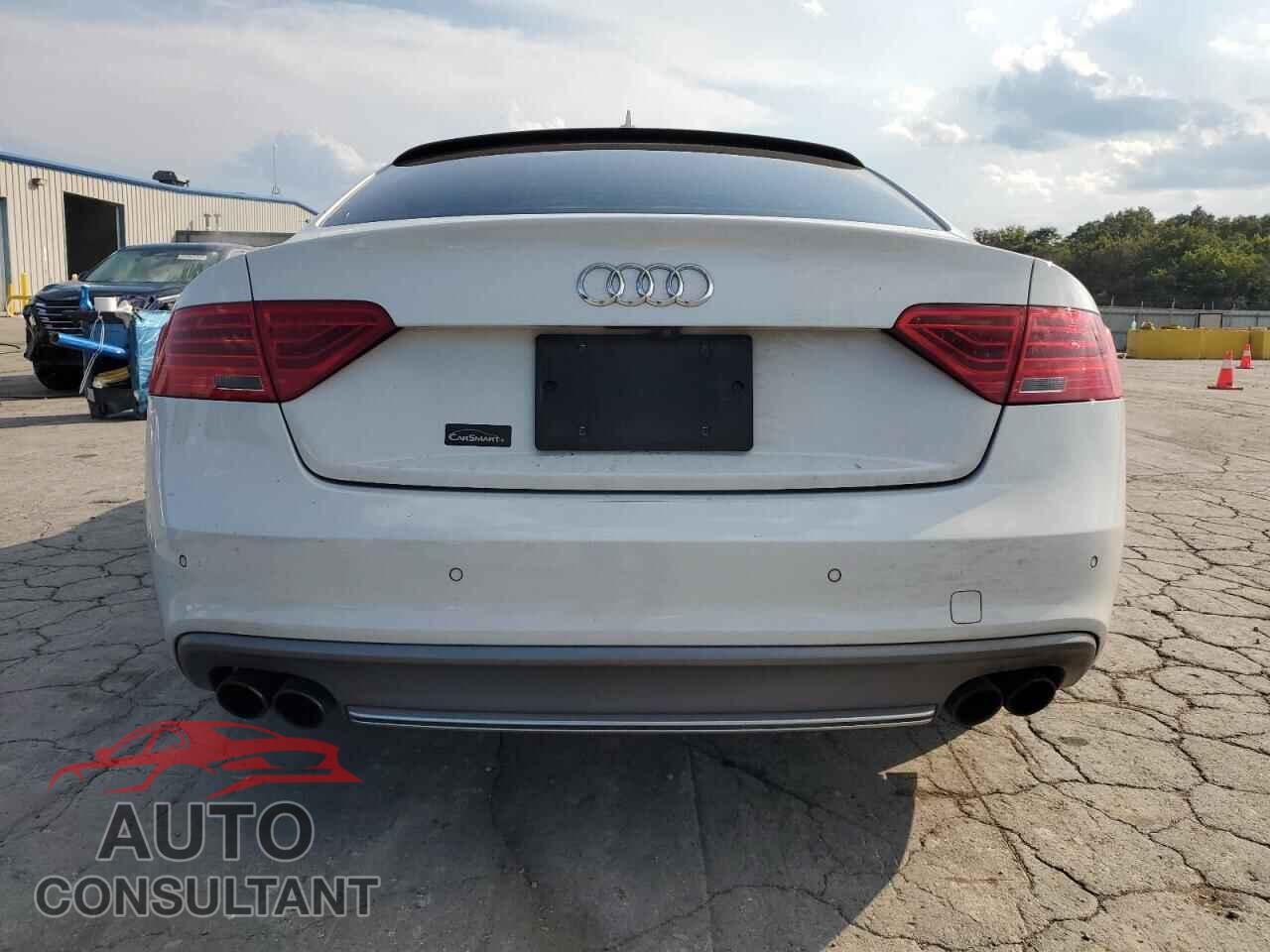 AUDI S5/RS5 2015 - WAUCGAFR2FA026328