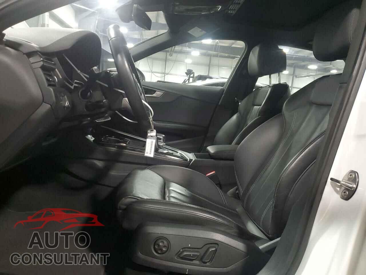 AUDI A4 2023 - WAUEAAF49PN006909