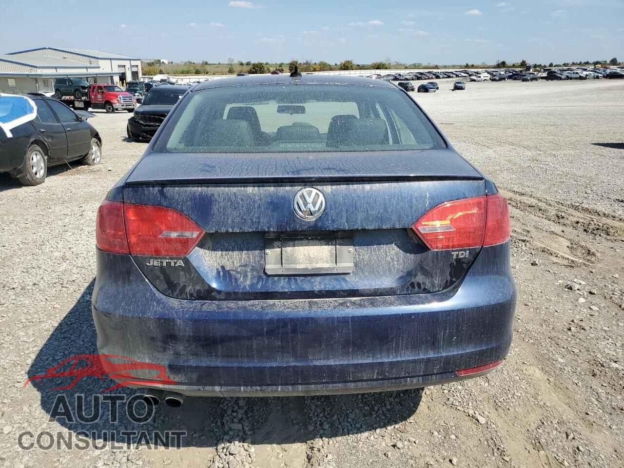 VOLKSWAGEN JETTA 2012 - 3VWLL7AJ2CM425836