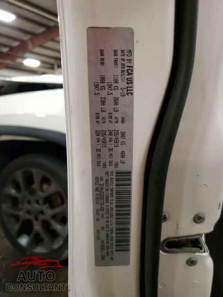 JEEP COMPASS 2019 - 3C4NJDCB3KT781433