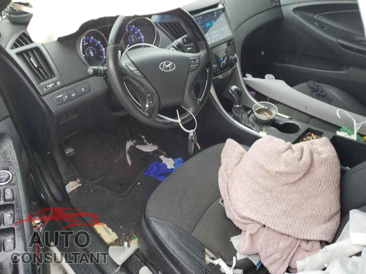 HYUNDAI SONATA 2011 - 5NPEC4AC0BH308739