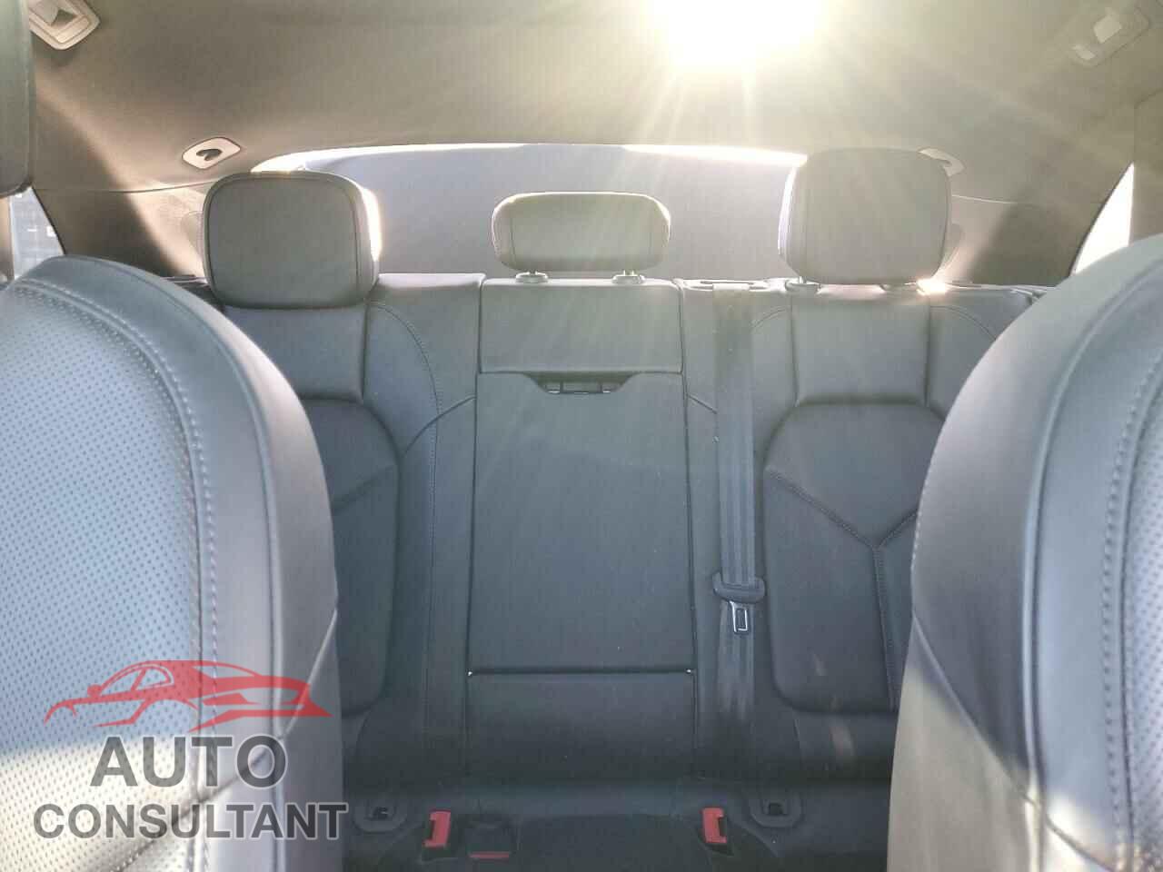 PORSCHE MACAN 2017 - WP1AB2A54HLB16752