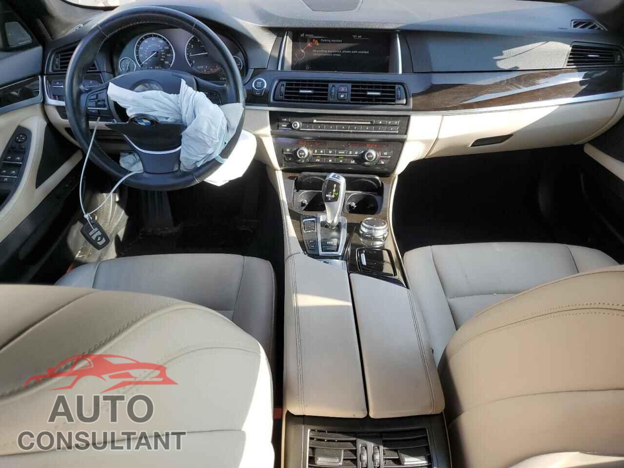 BMW 5 SERIES 2015 - WBA5B3C59FD548148