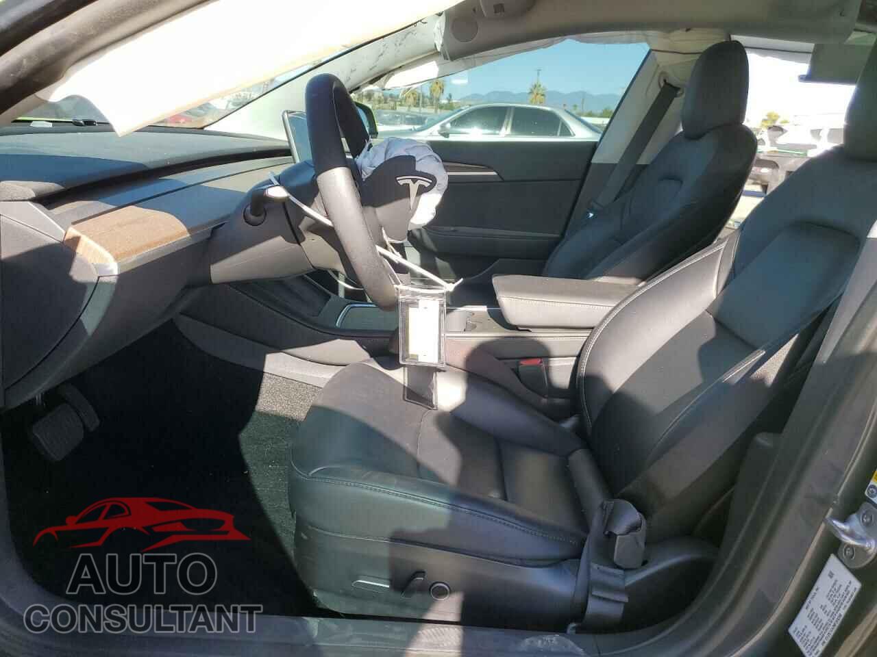 TESLA MODEL 3 2022 - 5YJ3E1EA3NF359390