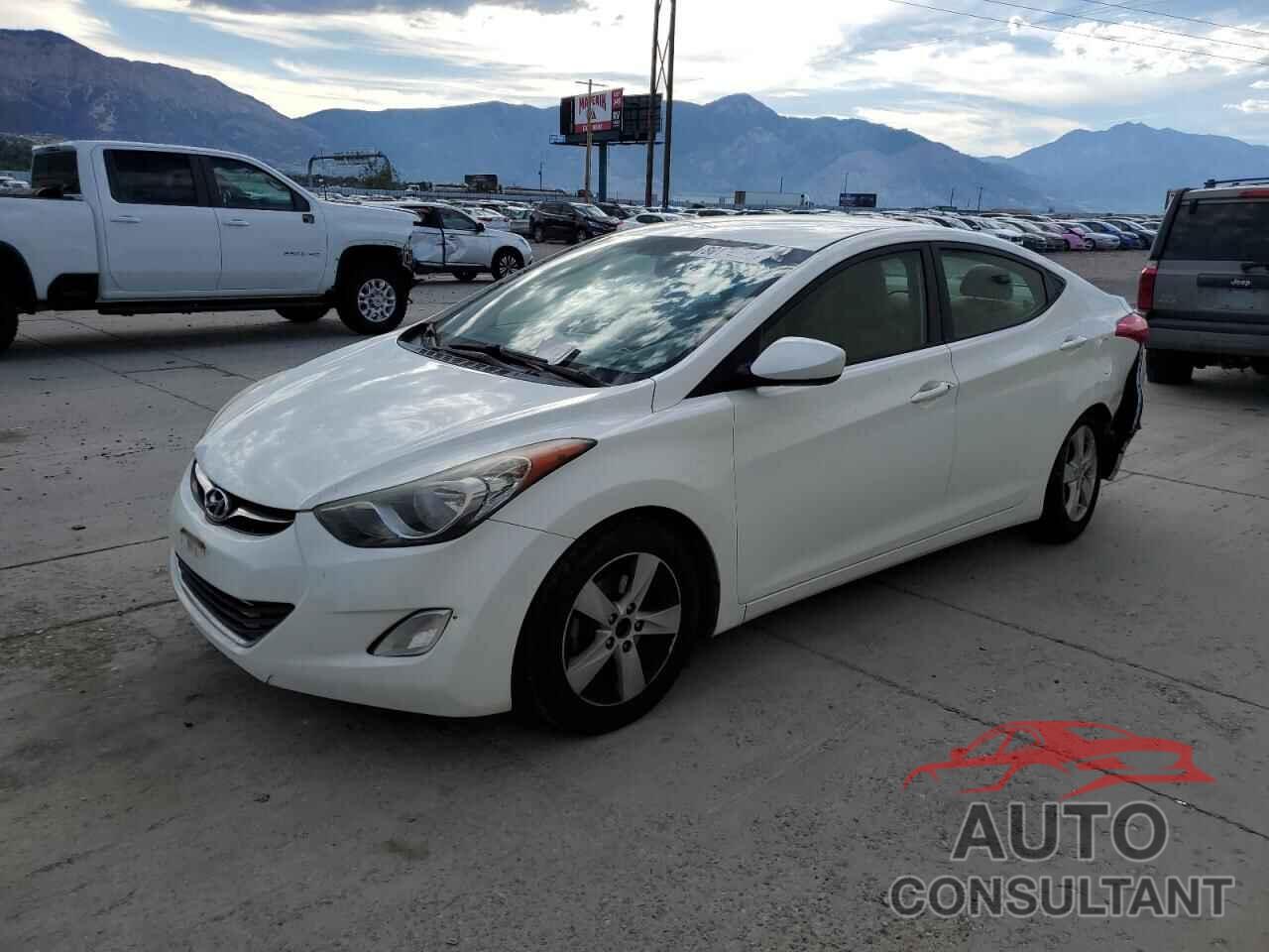 HYUNDAI ELANTRA 2013 - 5NPDH4AE3DH189988