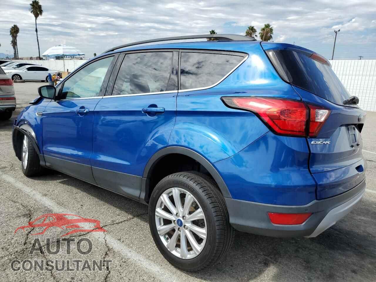 FORD ESCAPE 2019 - 1FMCU0HD0KUB05623